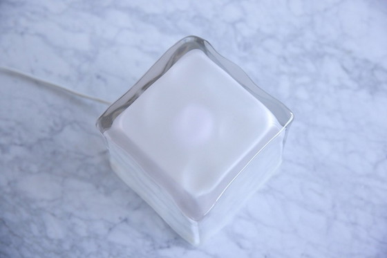 Image 1 of Icecube lamp Ikea
