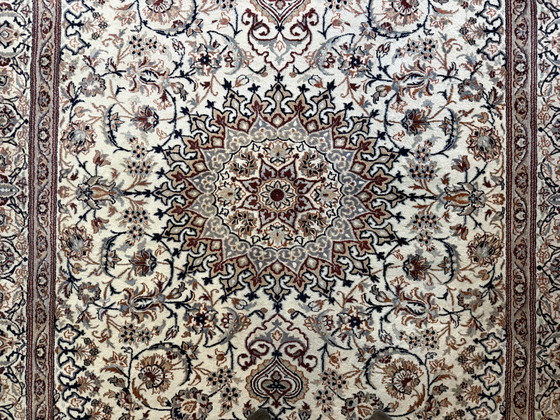 Image 1 of Large hand-knotted medallion rug – ivory & midnight blue – 335 × 247 cm