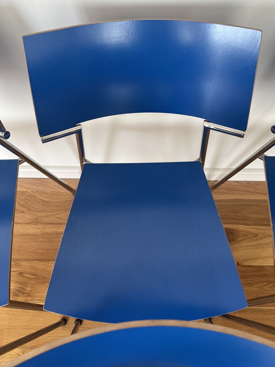 10 sedie impilabili Gijs van der Sluis Quasi Stacking Chairs, colore rosso/blu, laminate con struttura (photo 7 of 15)