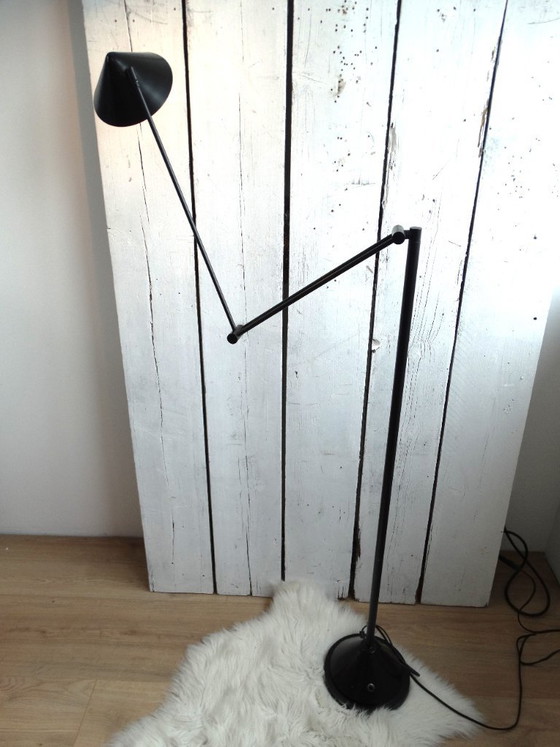 Image 1 of Pola Amstelveen, minimalist lamp, black edition.