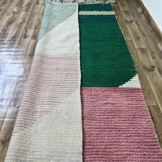 Image 1 of Berber Beni Ourain rug, handwoven using traditional techniques, size 150/250 cm