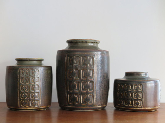 Vase by Valdemar Petersen for Bing & Grondahl Denmark, 1960s, set of 3 – Ceramic (photo 2 of 8)