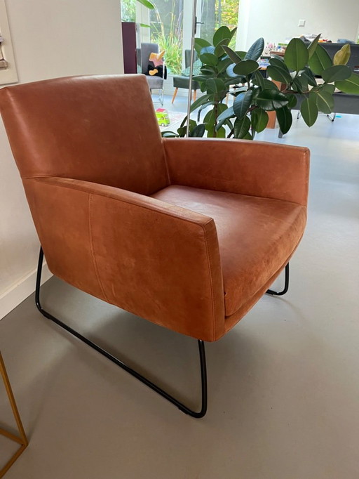 Design in stock beautiful & stylish leather chair