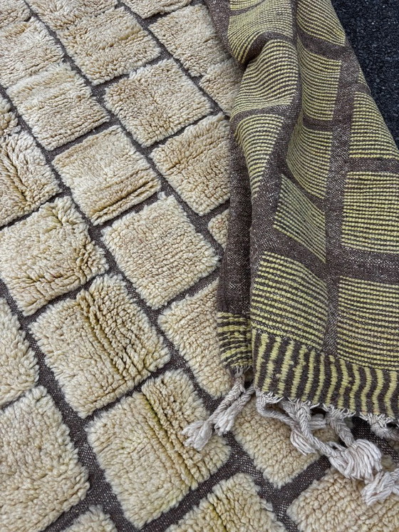 Image 1 of Moroccan Mrirt Wh Wool Rug 200x300cm - Berber Moroccan Modern Carpet