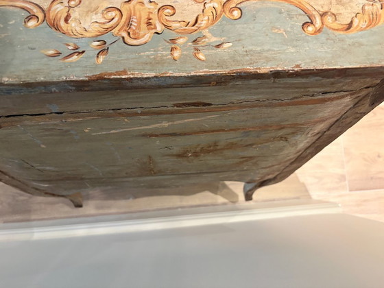Rare pair of 18th-century Italian painted Nightstands – Wood (photo 14 of 14)