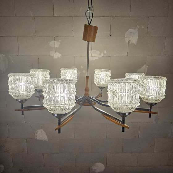 Image 1 of Lampadario d'epoca (anni '60) (8 bracci) cromo/legno (design metà secolo) Lampada a sospensione