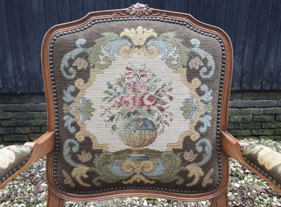 Louie s'empare du fauteuil – Textile, Wood (photo 6 of 9)