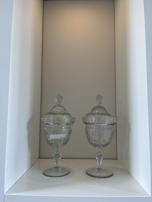 Deux magnifiques pots à gingembre en cristal antique