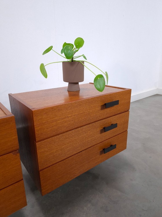 Image 1 of Set teak zwevende nachtkastjes met lades Denemarken