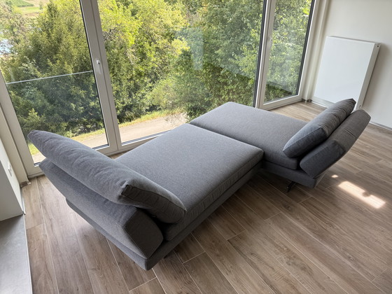 Image 1 of 2 divani Luis De Weibel - Tessuto di qualità svizzera Danio