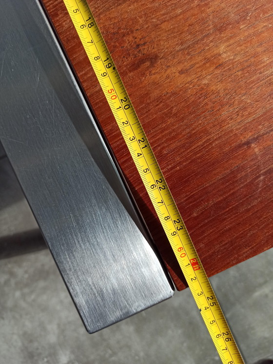 Image 1 of Mooie hout/metalen salontafel