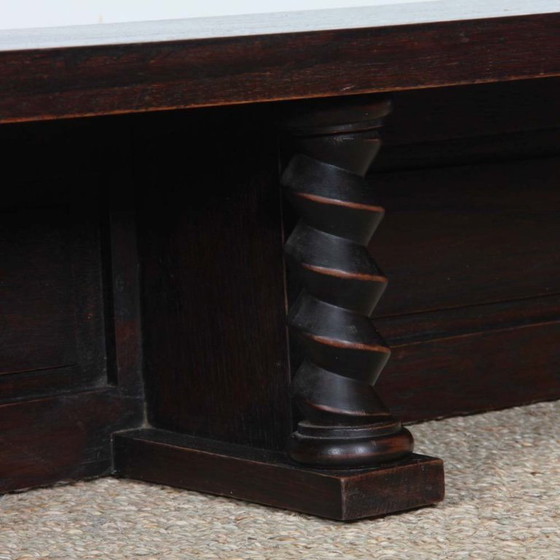 Image 1 of Lage eikenhouten bank, Bretons werk uit de jaren 1940.