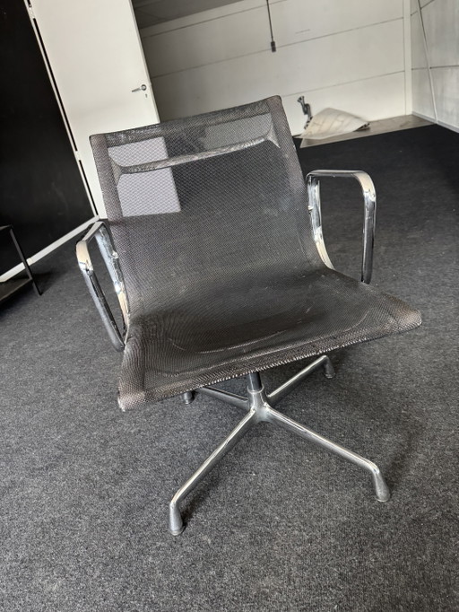 Vitra Eames Netwave swivel office chair ea108 ea 108