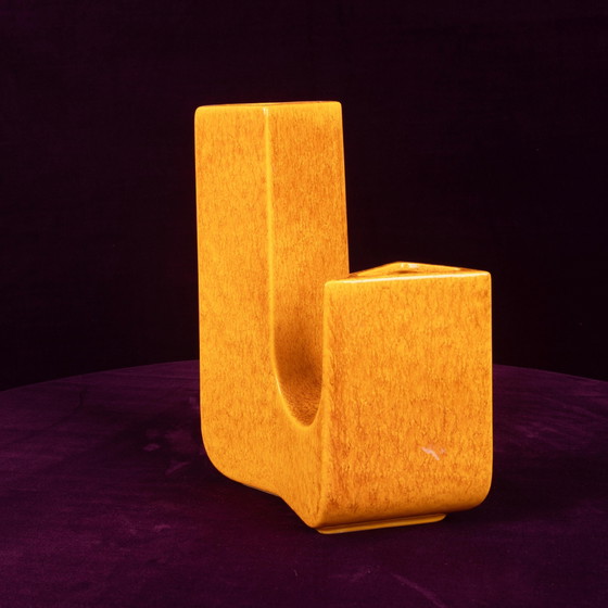 Sculptural Amber Ceramic Space Age Vase, Italy 1970 (photo 6 of 20)
