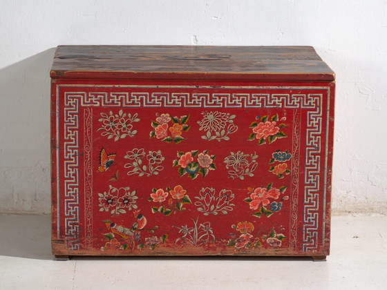 Malle chinoise ancienne peinte en bois de pin – Chine, circa 1930 – Armoires de rangement, Metal (photo 26 of 40)