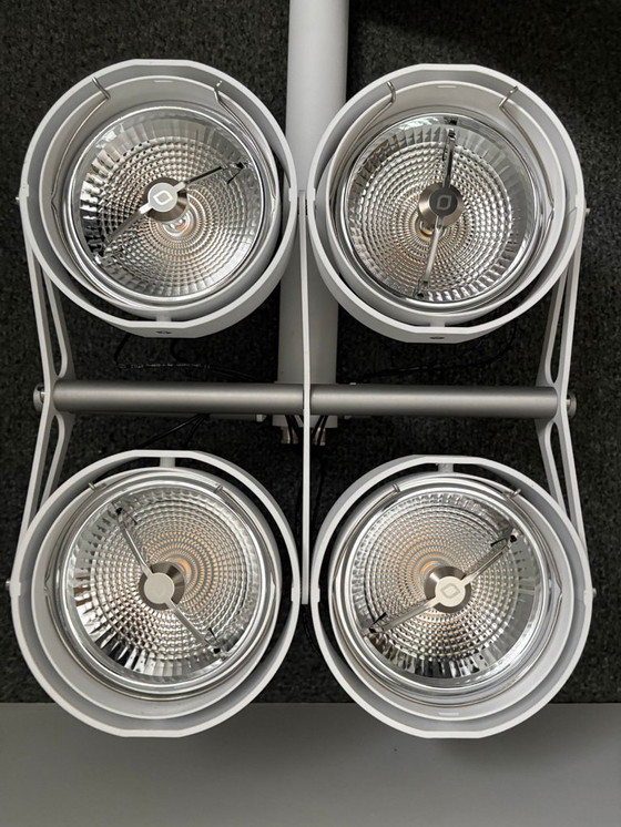 Image 1 of Modular Nomad 4 1-10V LED white