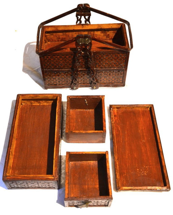 Panier de pique-nique en rotin du XXème siècle, 28x15x23cm – Objets déco, Rattan, Wood (photo 9 of 12)