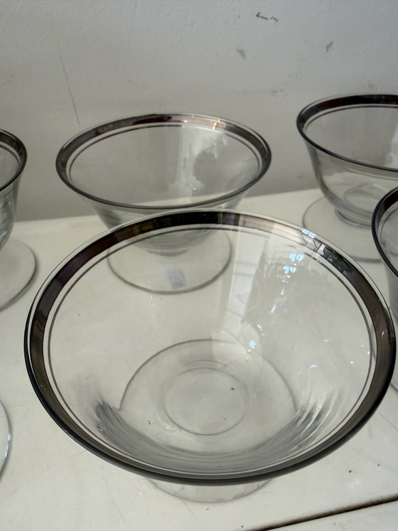 Coupes à dessert avec bord argenté – Verres et carafes, Verre (photo 3 of 5)