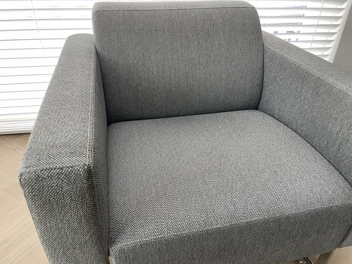 Artifort Mare armchair