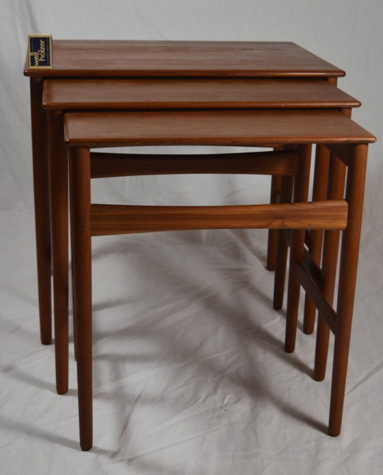 Tavolini a incastro in teak Mid Century Hans Wegener per A. Tuck, Legno, Marrone (foto 2 di 20)