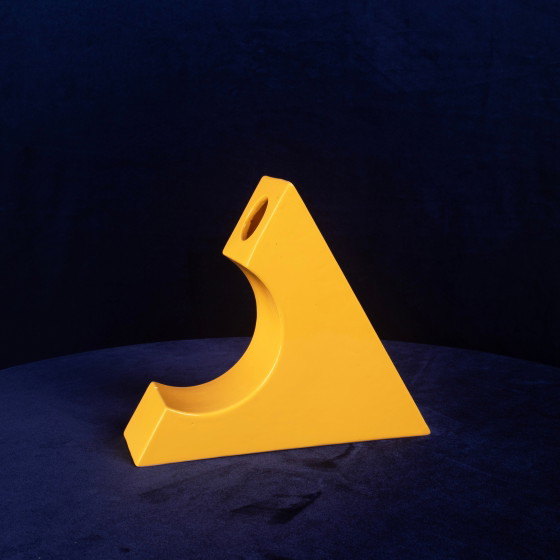 Vaso Scultoreo Italiano Giallo in Ceramica Smaltata Space Age, Anni '70 – Vasi (photo 8 of 21)