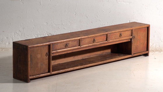 Mobile basso laccato antico in legno di olmo – Cina, circa 1900 – Credenze con vetrina, Iron (photo 3 of 40)