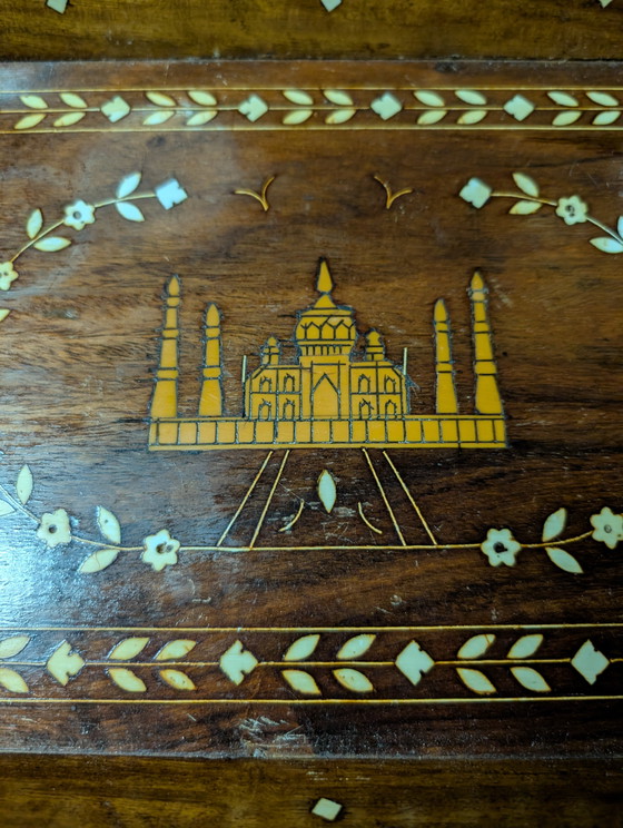 Image 1 of Antikes indisches Tablett mit Knocheneinlagen