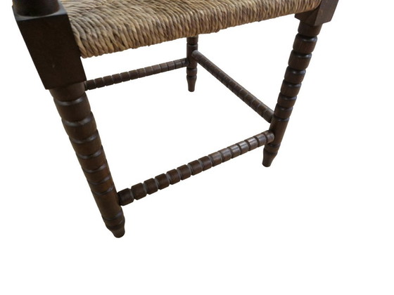 Image 1 of Chaise d'angle vintage en bois avec assise en jonc – Chaise d'appoint rustique de style ferme/cottage
