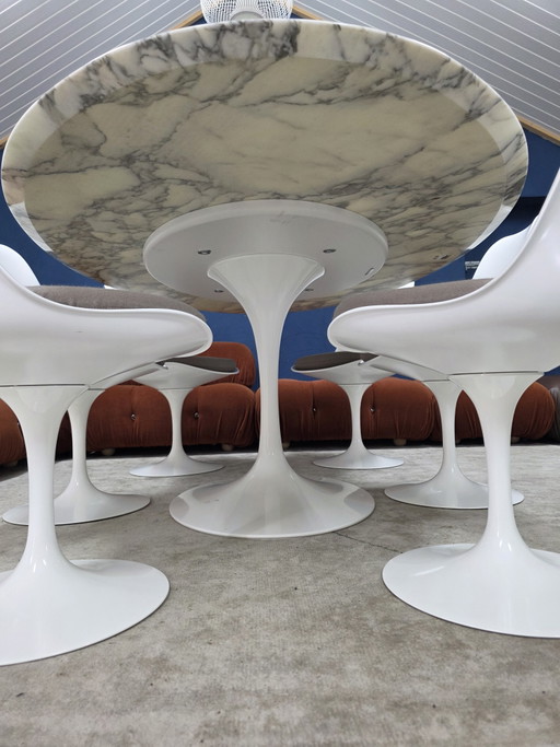 Tavolo ovale Knoll Studio + sedie Tulip Knoll (nuove) – eetkamerset, Aluminium, Marble (photo 2 of 14)