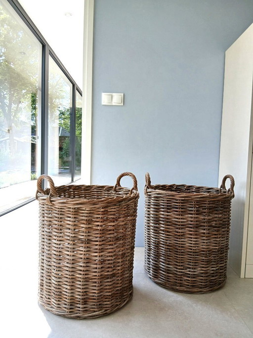 2 x Large sturdy round baskets