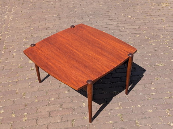 Table basse vintage en teck, style moderne du milieu du siècle (années 1960) – Plateau réversible (photo 6 of 8)
