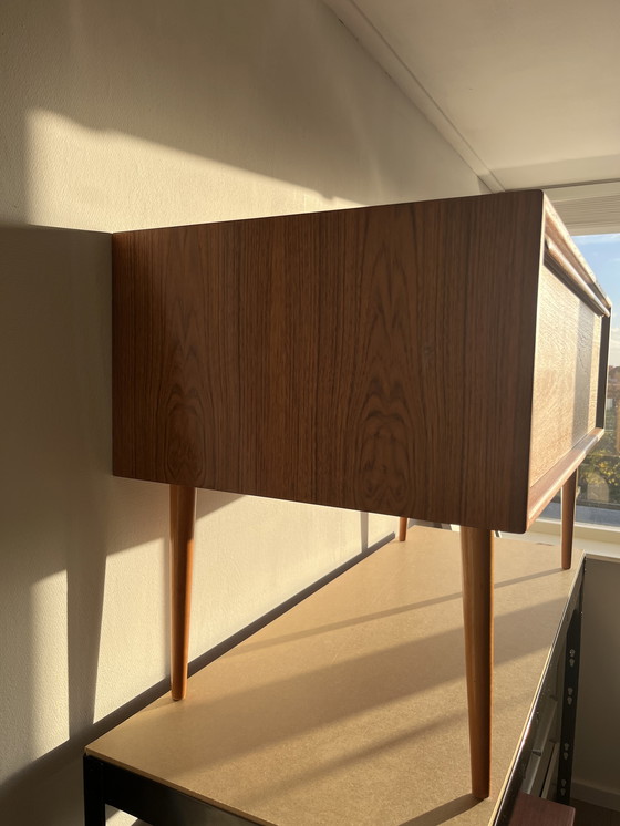 Image 1 of Scandinavische dressoirs