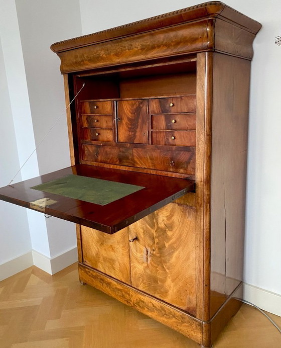 Image 1 of Val front secretaire