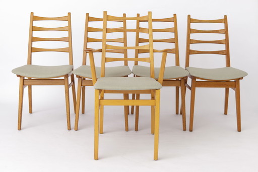 4 elegante vintage stoelen van de Spaanse fabrikant Capdell. Model: Paco uit de jaren 80. De getoonde prijs is voor 4 stoelen. S