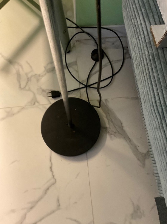 Lampadaire des années 60 – Aluminium, Fonte (photo 3 of 5)