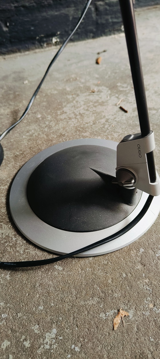 Image 1 of Exklusive Oligo-Stehleuchte aus Fiberglas