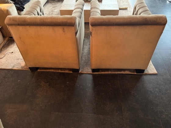 Image 1 of poltrone di DMF Interiors, modello Violette. Tessuto: Avalon Taupe