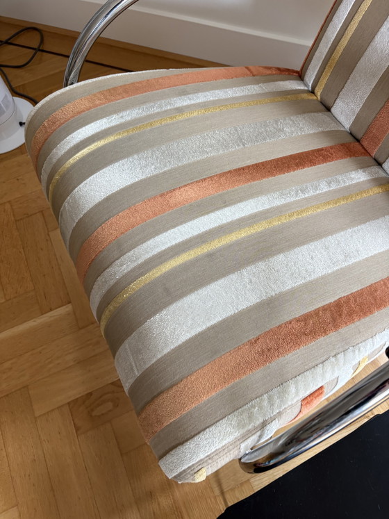Image 1 of 2 Gelderland Lotus 5470 Sessel von Jan Des Bouvrie. Polsterung von Designers' Guild.