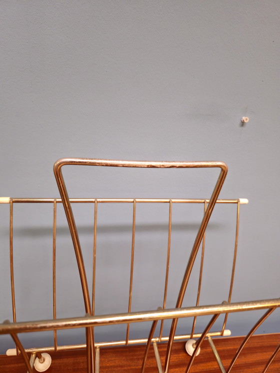 Image 1 of Vintage Lectuurrek Lectuurbak Krantenbak Messing-kleurige metaal 