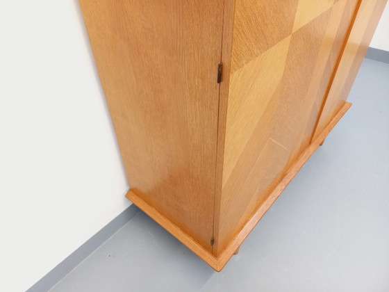 Image 1 of Vintage eikenhouten kledingkast uit de jaren 60