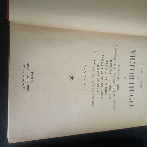 Image 1 of Beautiful, complete collection: Oeuvres Illustrées de Victor Hugo (ca. 1900)