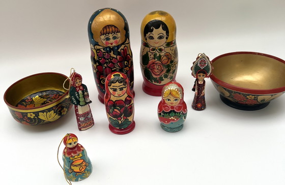 Image 1 of Ampia collezione di bambole matrioska d'epoca – bambole di legno dipinte a mano, circa anni '70/'80