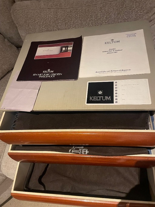 121 piece van Kempen and begeer Keltum p3 chantal cutlery cassette