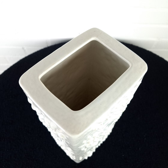 Image 1 of Vintage Scheurich vase Kosmos Sputnik white ceramic 1970s West Germany model 263-31