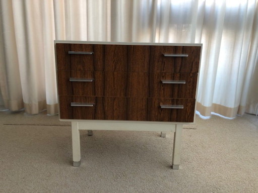 Vintage chest of drawers