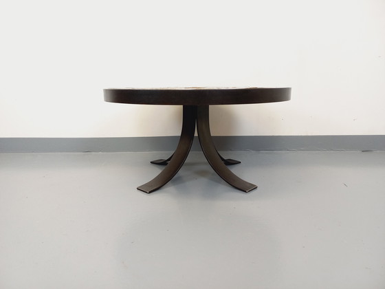 Image 1 of Tavolino da caffè rotondo vintage anni '60-'70 di Raymond Corroyez in ceramica e acciaio