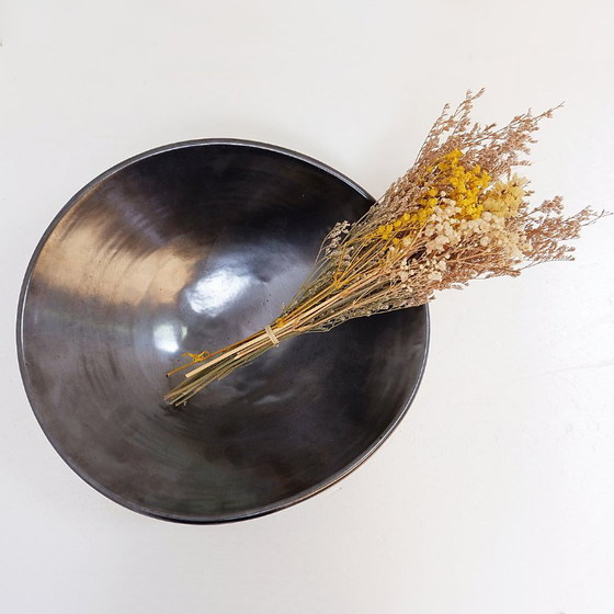 Image 1 of Decoratieve schalen of vintage sieradenbakjes van grijs geglazuurd keramiek.