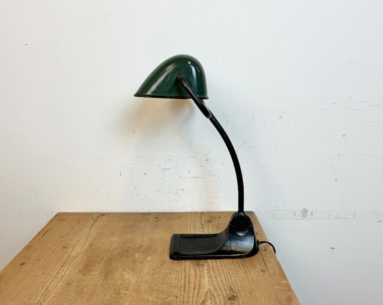 Image 1 of Lampe de table vintage en émail vert de BUR, années 1930