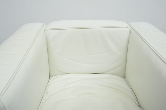 Image 1 of Poltrona Cassina Le Corbusier LC2 in pelle bianca