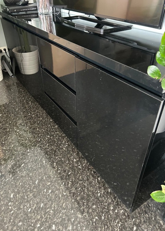 Image 1 of Black high-gloss sideboard – Italian design